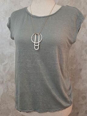 Tahari 100% Linen Olive Green Button Back Top | Minimalist Chic | Size L